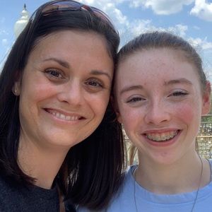 Meet your Posher, Gennifer